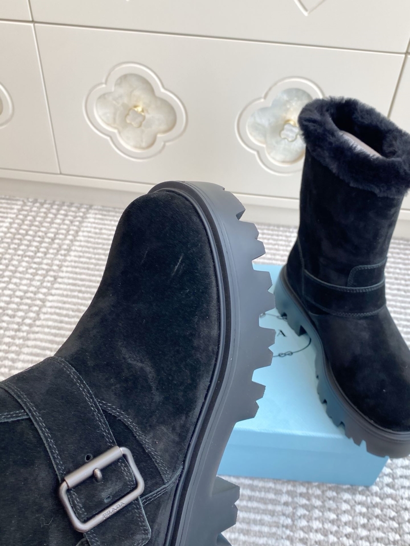 Pra*a boots